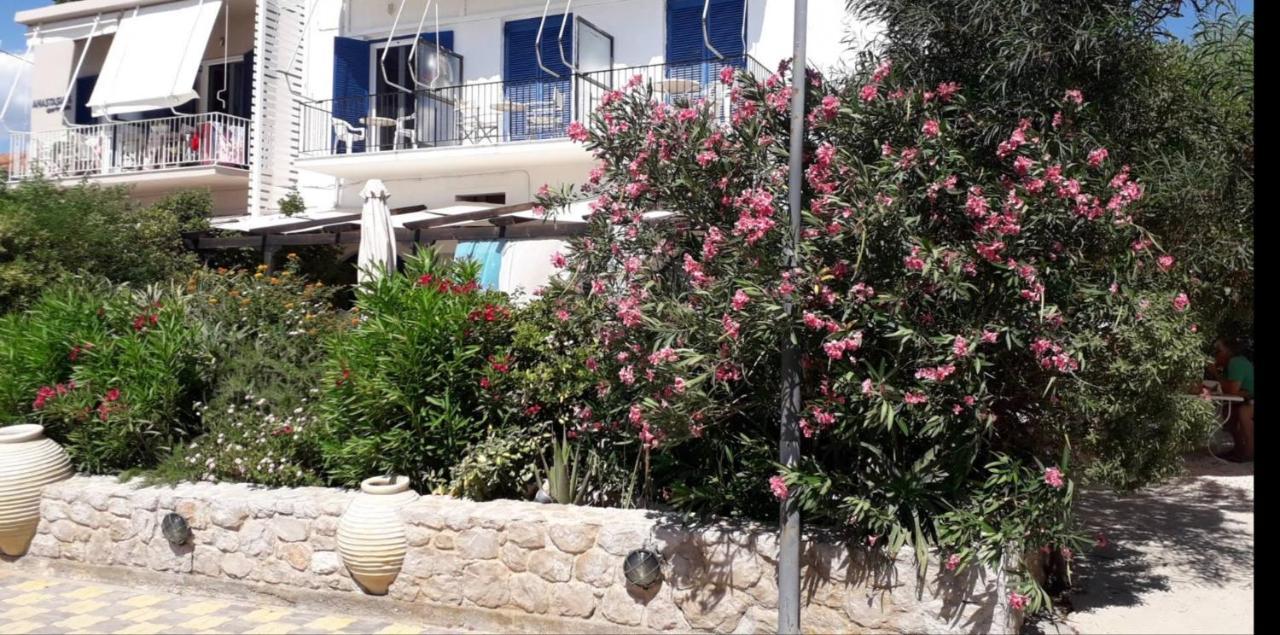 Vikos Beach Apartments Paralia Irion Екстер'єр фото