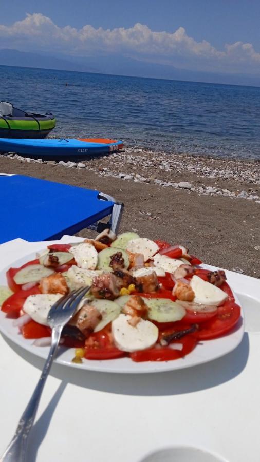 Vikos Beach Apartments Paralia Irion Екстер'єр фото