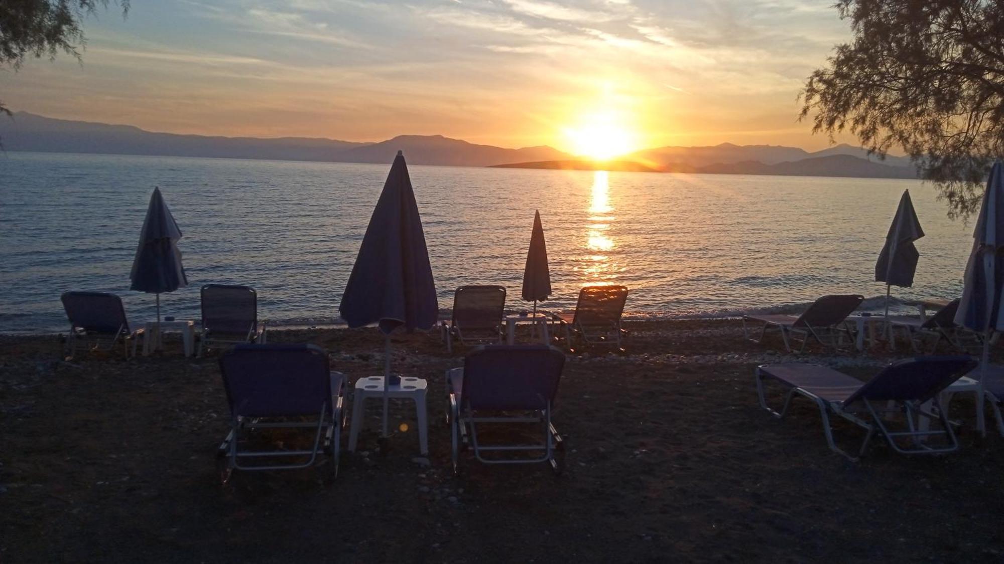 Vikos Beach Apartments Paralia Irion Екстер'єр фото